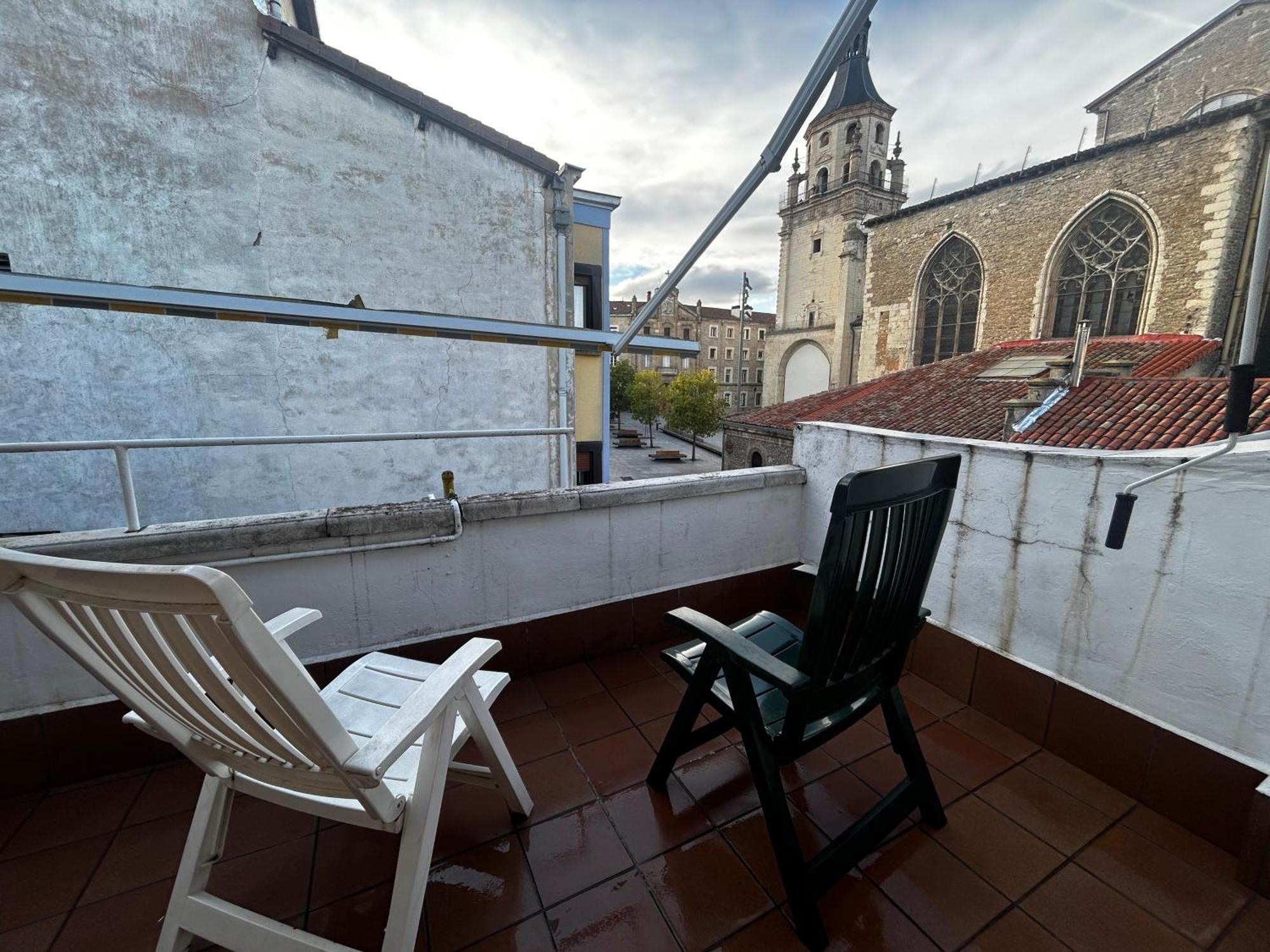 Habitacion Privada En Pleno Centro De Vitoria-Gasteiz Eksteriør bilde